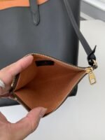 Louis Vuitton Low Key Cabas Mid -number Handbag M25343Size: 30*14*47cm - Image 7