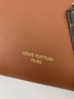 Louis Vuitton Low Key Cabas Mid -number Handbag M25343Size: 30*14*47cm - Image 19