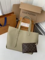 Louis Vuitton Low Key Cabas Mid -number Handbag M25343Size: 30*14*47cm - Image 3