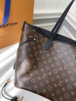 Product details Louis Vuitton Counter Seasonal NewNEVERFULL INSIDE OUT Medium shopping Bag M12061 Size: 28*14*31cm - Image 4