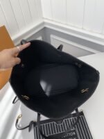 Product details Louis Vuitton Counter Seasonal NewNEVERFULL INSIDE OUT Medium shopping Bag M12061 Size: 28*14*31cm - Image 12