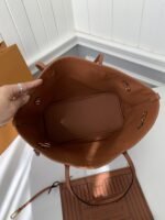 Louis Vuitton Counter Seasonal NewNEVERFULL INSIDE OUT Medium shopping Bag M12061 - Image 9