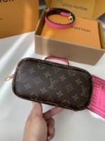 Louis Vuitton's new NEVERFULLBANDOULIÈRE INSIDE OUT BB Shopping BagM12099 Size: 16.5*11*26.5cm - Image 6