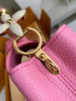 Louis Vuitton Capucines BB HandbagsSize: 21*14*8cm - Image 16