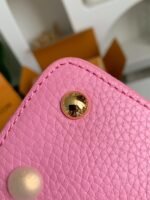 Louis Vuitton Capucines BB HandbagsSize: 21*14*8cm - Image 11