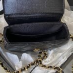 Chanel 23A's favorite small waste bag AP3378, top quality size: 12cm - Image 9