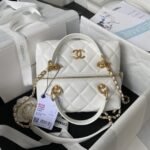 Chanel 23A Premium Handmade Sheepskin PortableLunch Box Bag AS4201, Top QualitySize: 17*21*5.5cm