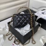 Chanel 23A New Handle WOC AP3383, Top Quality Size: 17cm - Image 4