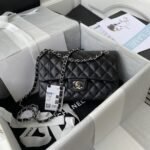 Chanel Classic Flap Bag A01113, Top QualityMedium Size: 23cm