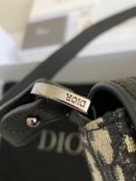 Dior Essentials Saddle Carrying Bag (with shoulderstraps) of top qualitySize: 19.5*13*4.3cm - Image 8