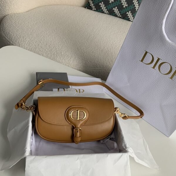 Dior Bobby East-West Armpit bagSize:21*5*12cm