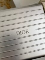 Product details Rimowa x Dior Small suitcase bagSize:13*20*6.5cm - Image 15