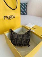 Fendi Mini Handbag, Top QualitySize: 16.5*14*5cm - Image 4