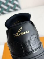 LOUIS VUITTON TRAINER SNEAKERS - Image 4