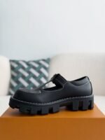 LOUIS VUITTON Cow leather/Round he ad buckle Casual Shoes - Image 11
