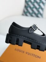 LOUIS VUITTON Cow leather/Round he ad buckle Casual Shoes - Image 8
