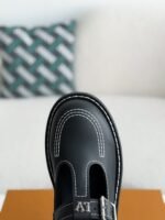 LOUIS VUITTON Cow leather/Round he ad buckle Casual Shoes - Image 6