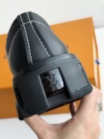 LOUIS VUITTON Cow leather/Round he ad buckle Casual Shoes - Image 3