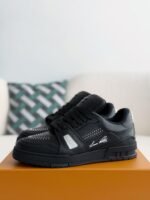 LOUIS VUITTON TRAINER SNEAKERS - Image 2