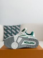 LOUIS VUITTON TRAINER SNEAKERS - Image 12