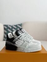 LOUIS VUITTON TRAINER SNEAKERS