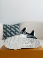 LOUIS VUITTON TRAINER SNEAKERS - Image 11