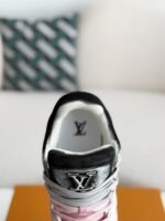LOUIS VUITTON TRAINER SNEAKERS - Image 7