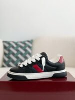 Gucci casual sneakers - Image 3