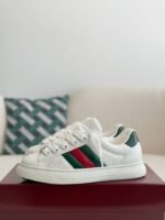 Gucci casual sneakers - Image 2