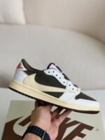 Nike AirJordan1 xTravisScott AJ Low - Image 4