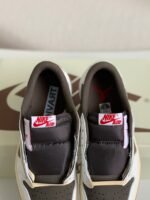 Nike AirJordan1 xTravisScott AJ Low - Image 9