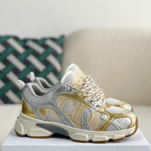 DlOR Running Sneakers