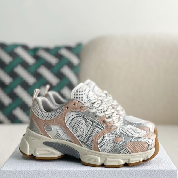 DlOR Running Sneakers