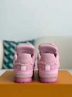 LOUIS VUITTON TRAINER SNEAKERS - Image 3