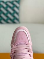 LOUIS VUITTON TRAINER SNEAKERS - Image 5