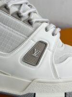 LOUIS VUITTON TRAINER SNEAKERS - Image 8