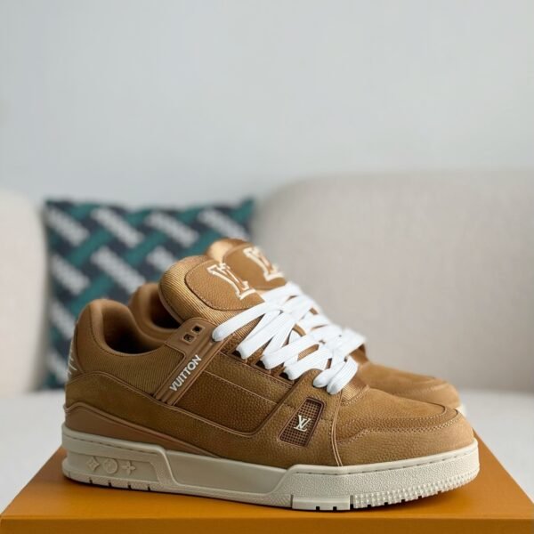 LOUIS VUITTON TRAINER SNEAKERS
