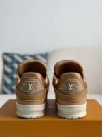 LOUIS VUITTON TRAINER SNEAKERS - Image 3