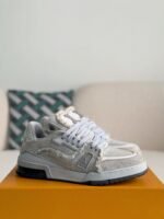 LOUIS VUITTON TRAINER SNEAKERS