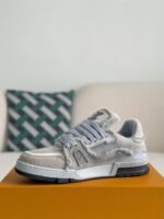 LOUIS VUITTON TRAINER SNEAKERS - Image 3