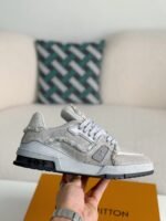 LOUIS VUITTON TRAINER SNEAKERS - Image 12