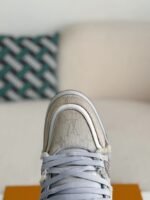 LOUIS VUITTON TRAINER SNEAKERS - Image 10