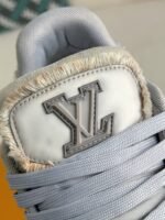 LOUIS VUITTON TRAINER SNEAKERS - Image 8