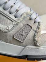 LOUIS VUITTON TRAINER SNEAKERS - Image 7