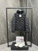 Moncler's popular autumn and winter new item Steliere men's short down jacket