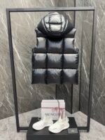 Moncler Luzule women's short down vest - Image 4