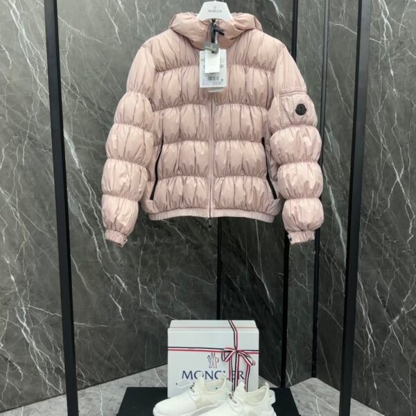 Moncler Medonte women's short down vest 