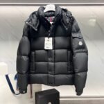 Moncler's autumn and winter new Vezere short collection Matte matte Maya Men's down jacket - Image 8