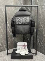 Moncler Grenoble Verdons Men's Short Down - Image 3