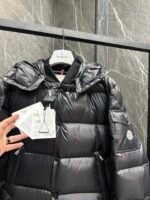 Moncler Maljasset Men's Short Down Jacket - Image 7